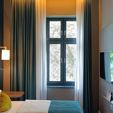 Mercure Wittenbergplatz Otel Berlin
