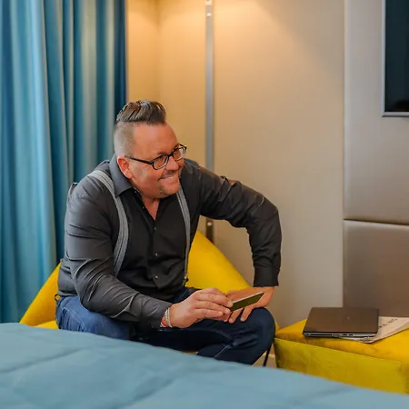 Mercure Wittenbergplatz 4*